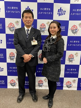 写真:カニちゃんさんと記念撮影