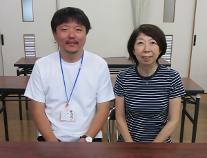 写真:露橋民生委員児童員協議会石濱会長と一緒に