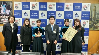 写真：区長と記念撮影2