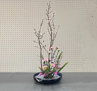 写真：区長が生けた作品