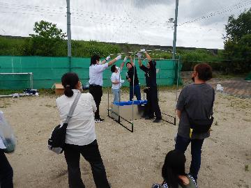 仮設トイレ設置訓練の写真