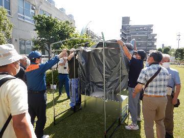 仮設トイレ設置訓練の写真