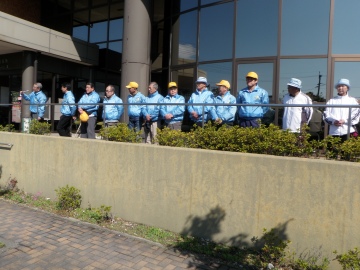 写真:開会式役員整列の様子