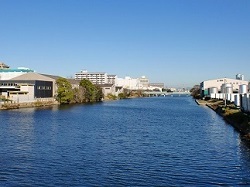 写真:中川運河の様子