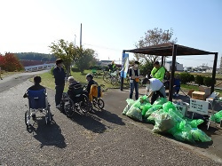 南部で集まったゴミの写真