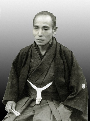 写真:野崎徳四郎