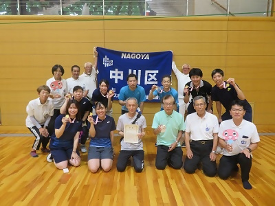 写真:バドミントン