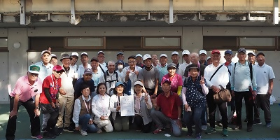 グラウンド・ゴルフのみなさんの写真