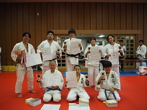 写真:全部門の優勝者