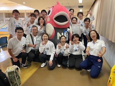 写真：レクリエーションバレーボール大会のメンバーの皆様