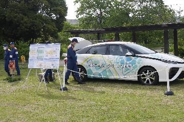 燃料電池自動車の写真