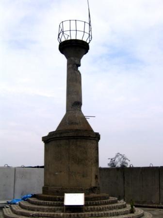 写真：10号地灯台