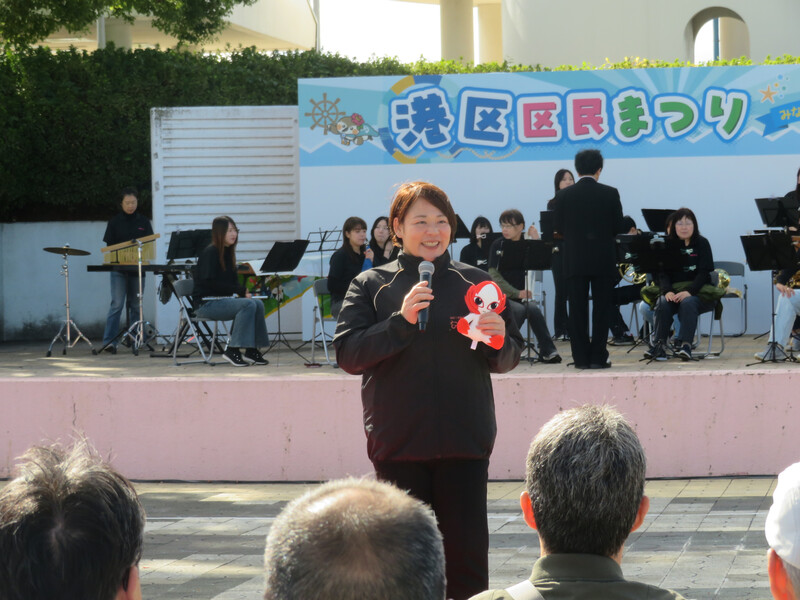 写真：谷本歩実さんトークショーの様子