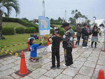写真:ふれあい動物コーナーの様子 第24回 平成25年(2013年)