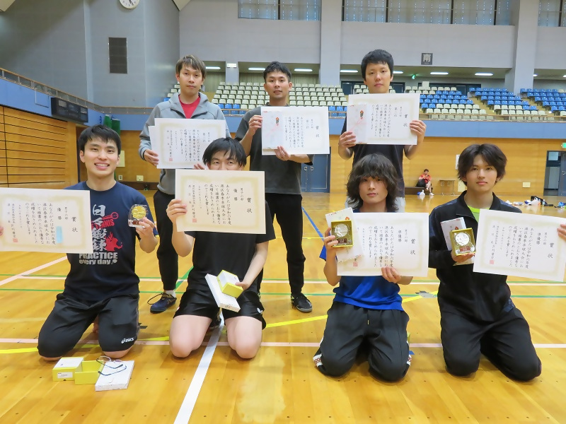 男子の部、入賞者のみなさんの写真です。