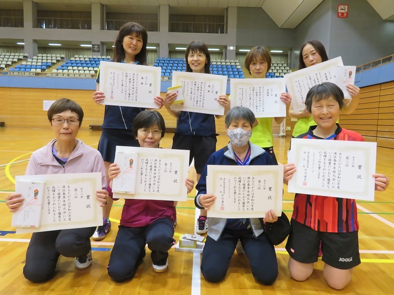 女子の部、入賞者のみなさんの写真です。