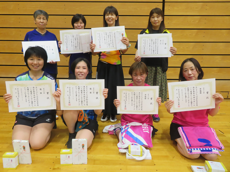 女子の部、入賞者のみなさんの写真