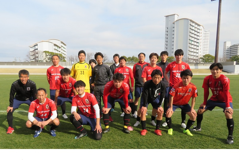 準優勝チーム「名古屋WEST.FC」の皆さんの写真