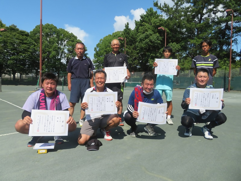 写真：男子の部、入賞者の皆さん