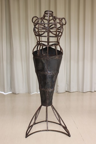 写真:彫刻・工芸の部 市長賞作品