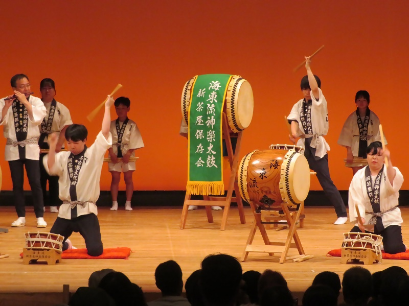 写真:新茶屋神明社神楽保存会1