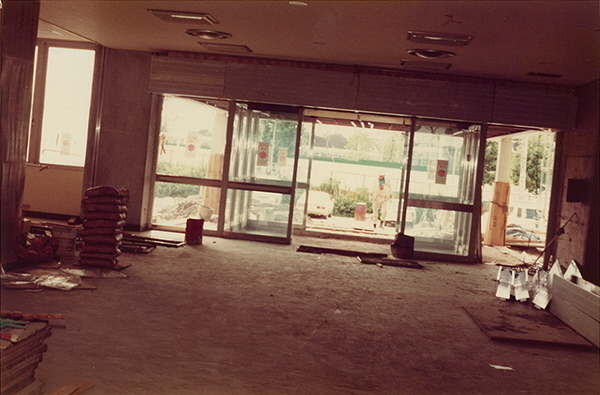 写真:玄関エントランスホールの様子