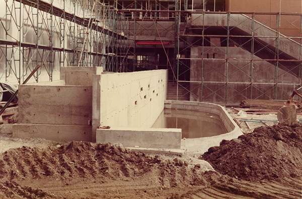 写真:昭和56年7月の工事の様子