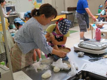 写真：たれを作る様子2