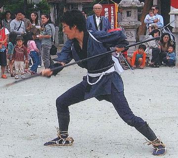 写真:棒の手の衣装