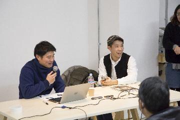 写真:議論の様子