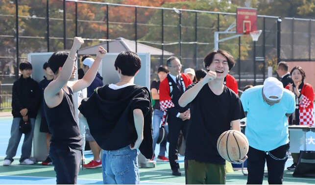 写真:南区民まつり2024の学区対抗フリースロー大会の様子