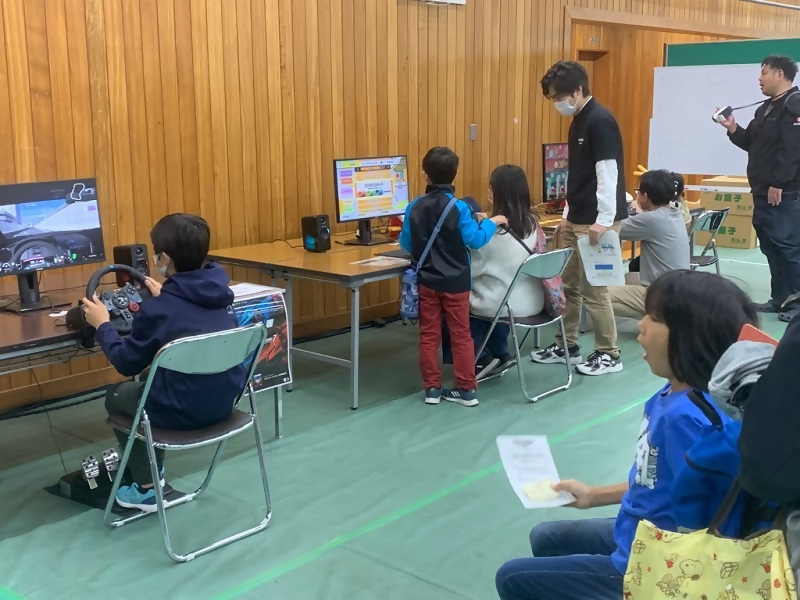 写真:eスポーツ体験の様子