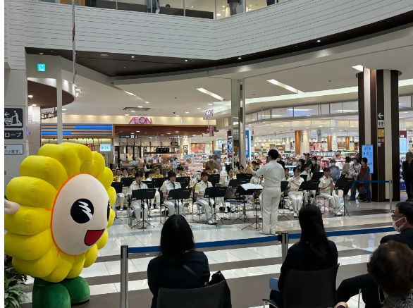 写真:ひまわりの響演 育てよう!区の花ひまわりの様子