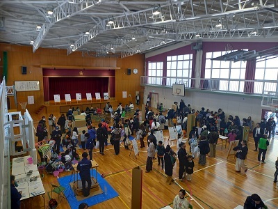 まるっともりやま魅力もりもりDAYの屋内エリアの写真