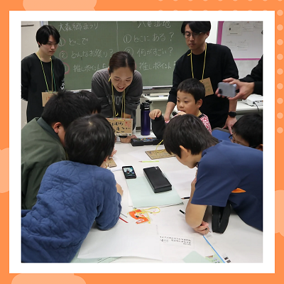 第4回子ども実行委員会にてインタビュー先を話し合う写真