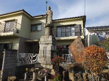 写真：交通安全地蔵