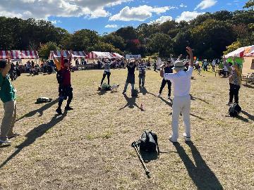 写真:ゴールしたからのキラキラマン体操その2