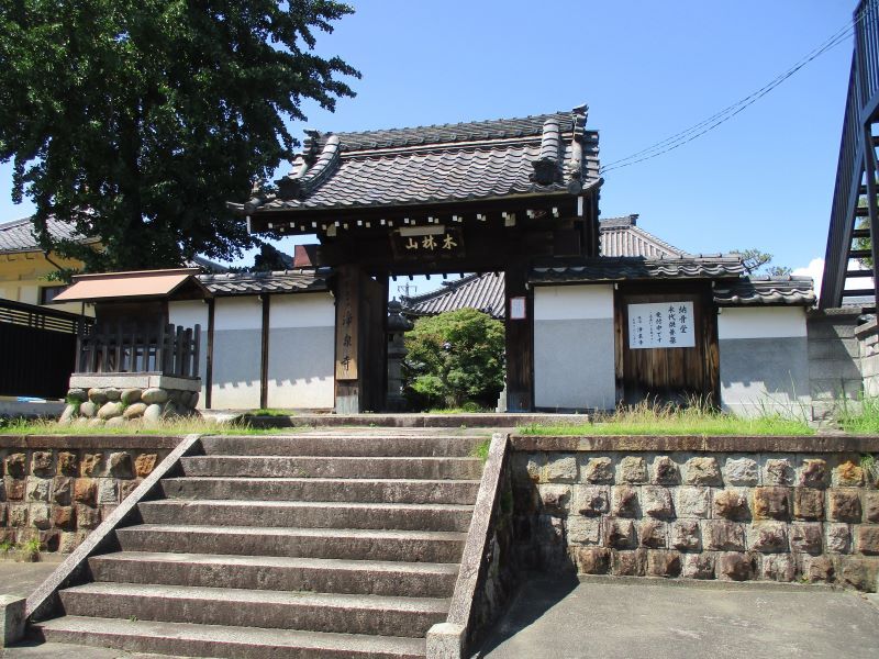 写真:浄泉寺入口