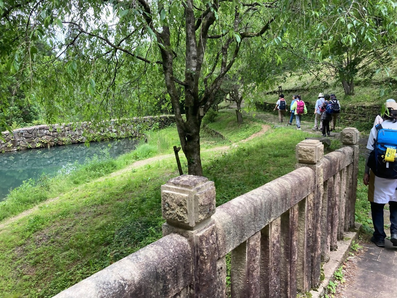 写真:百々ヶ峰・ながら川ふれあいの森コーススタート