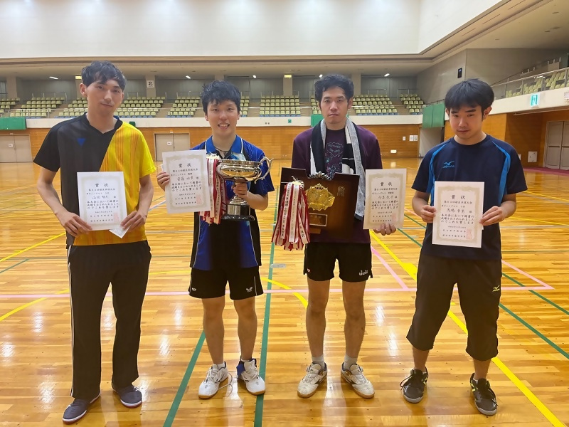 男子シングルス受賞者の写真