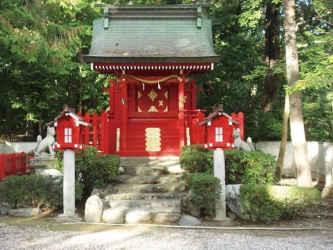 東宮稲荷社の写真1