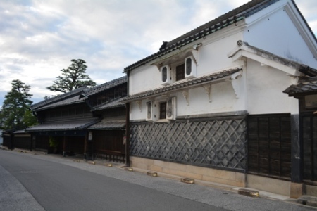 服部邸(井桁屋)