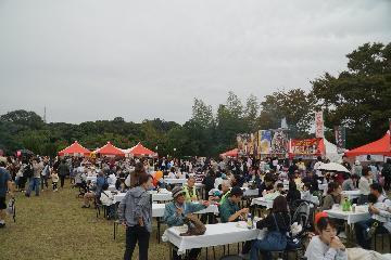 写真:宿場名物市の様子