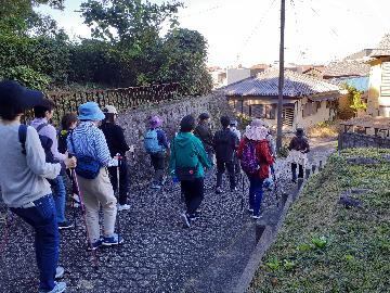 写真：大高城下へと歩みを進めます