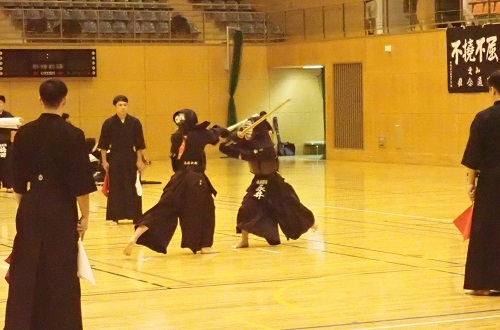 写真：試合の様子