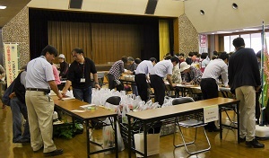 写真：環境クイズコーナーの様子