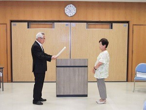 写真：授賞式の様子4（川津様）