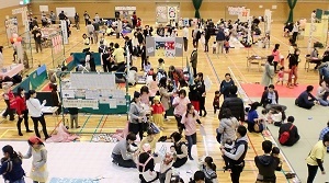 写真：会場を見下ろした様子