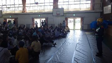 写真：水防訓練開始のあいさつの様子です