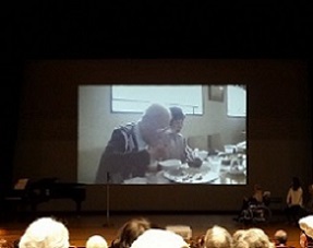 写真：100歳の石川さんの紹介映像です